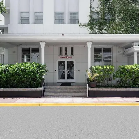 Townhouse Miami Bch. Trademark